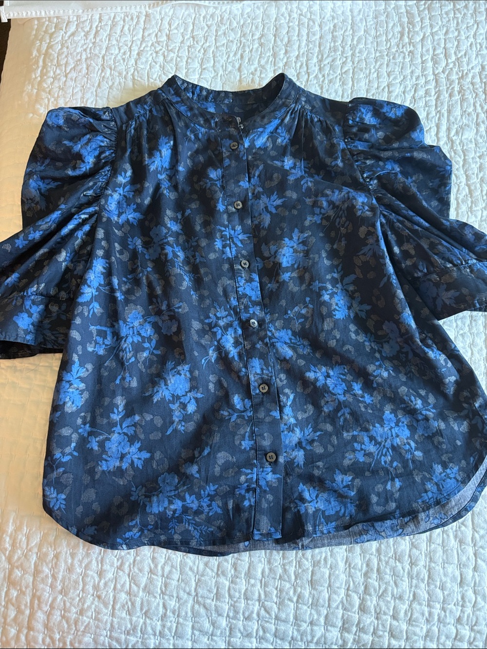 GAP Royal Blue & Navy Floral Button-Front Puff Sleeve Top